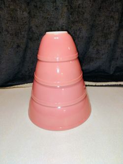 VINTAGE PYREX MIXING BOWLS (FULL SET)