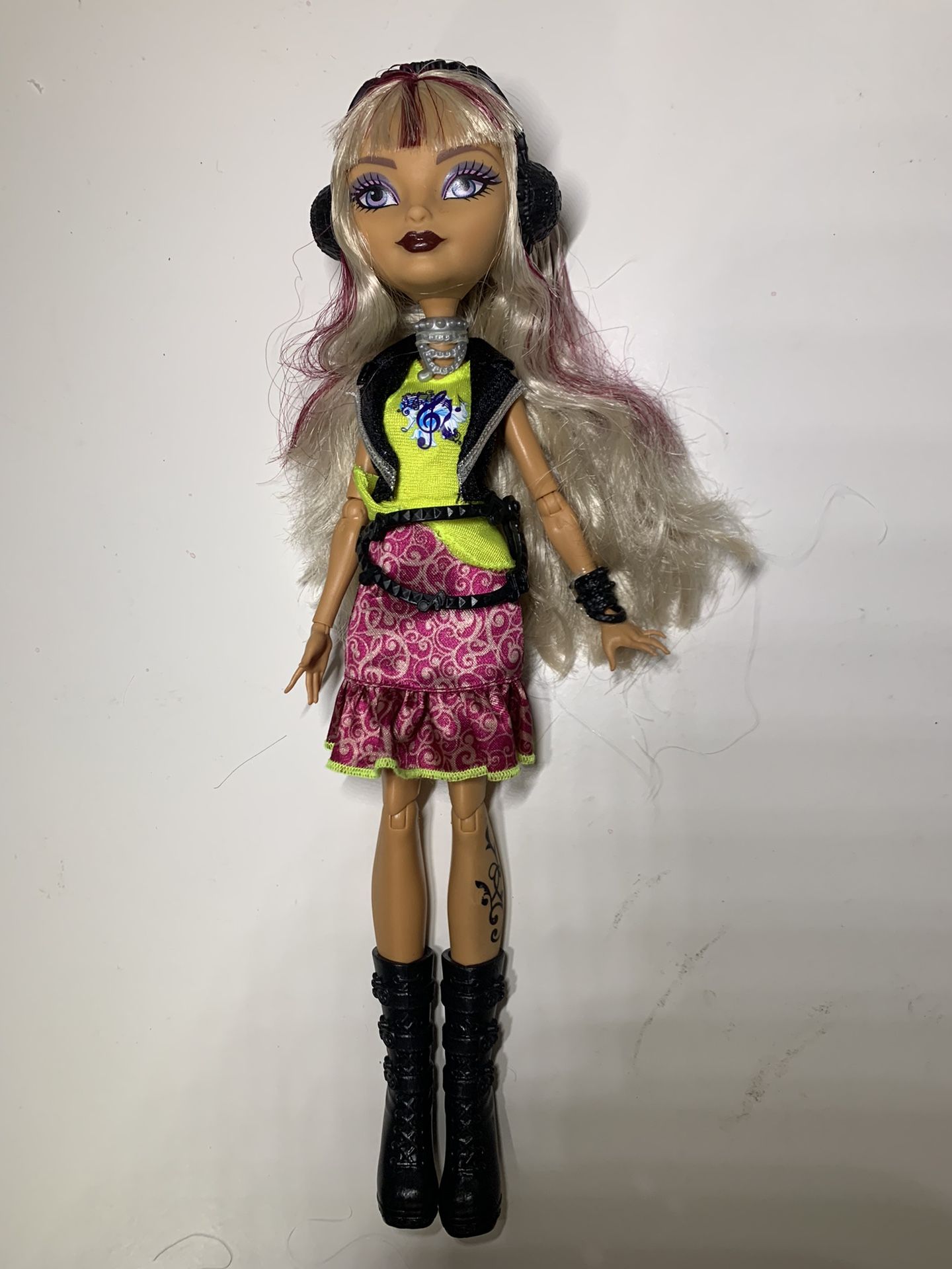 Ever After High Melody Piper Doll