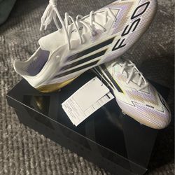 Brand New Elite Adidas F50 Road To Glory Pack