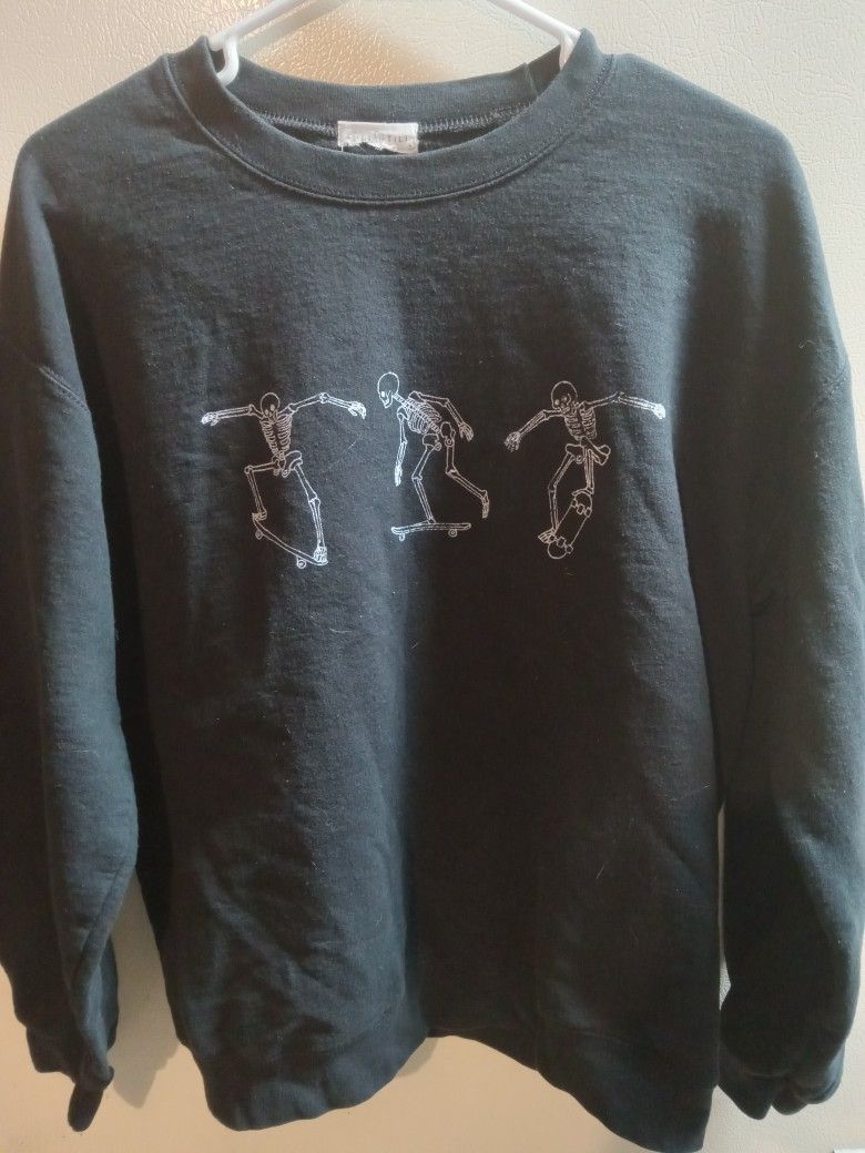 Full Tilt Sweatshirt Sz L