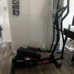 elliptical everything works smaller the.your usual elliptical 50$