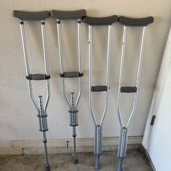 Leg Crutches