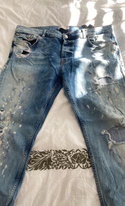 Zara Men Jeans Ripped Style 