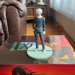 JJK Gojo Figure