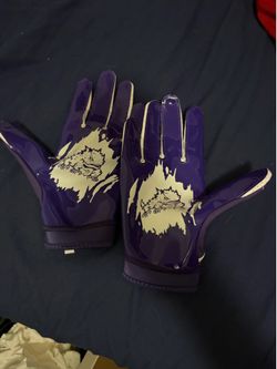 College football gloves