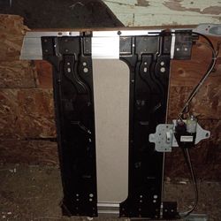 Chevy Tahoe 2005 sunroof oem