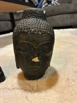 Buddha head