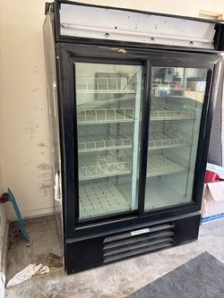 Refrigerator Merchandiser Display