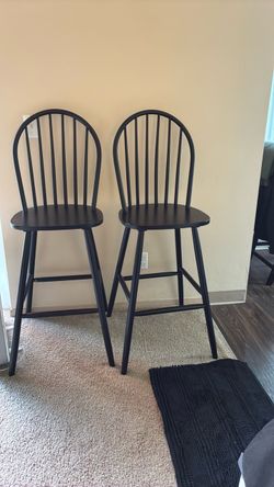2 Bar Stools