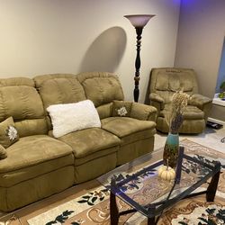 TRIPLE POWER RECLINING SECTIONAL WITH POWER HEADREST RECLINING SOFA & RECLINING CHAIRS.   reclining sofas raise the bar on comfort by letting you rais