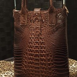 Beautiful Brown Fashion Handbag 
