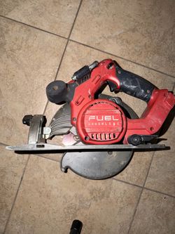 Milwaukee M18 7 1/4”