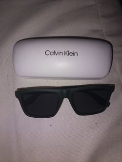Calvin Klein CK20521S 310 Color: Green