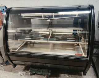 Refrigerated Curved Glass Display Deli Bakery Case Refrigerator Merchandiser