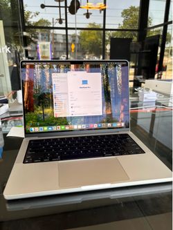 MacBook Pro 14” M2 Pro Chip 16GB Ram 512SSD! 90 day warranty! We offer financing.