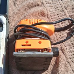 Black And Decker Palm Sander