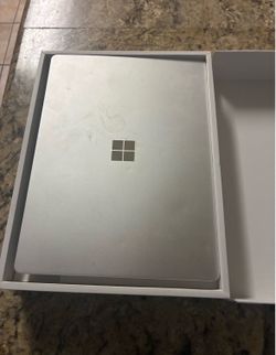 Microsoft surface laptop