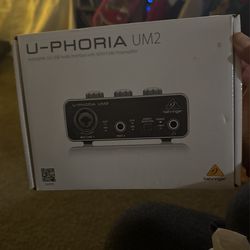 U-Phoria UM2 preamplifier
