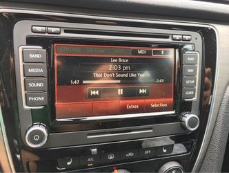 radio/gps/Bluetooth/ digital player VW Volkswagen Passat 