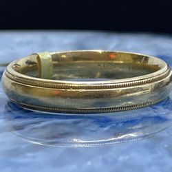 $950 Yellow Gold Ring Band 