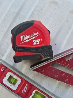 25ft Tape measure 12" level and 7" square