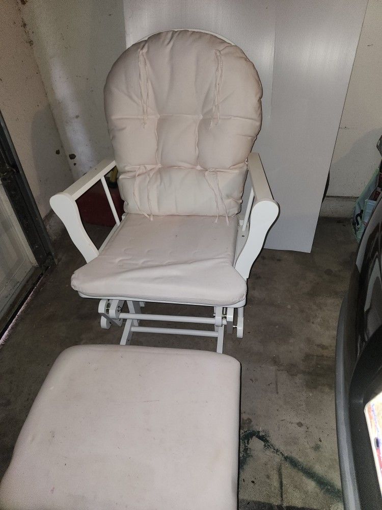 Glider Nursery Chair