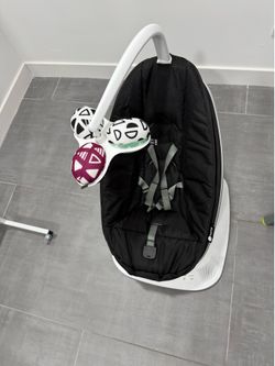 UPPAbaby Mamaroo Multi-Motion Baby Swing Smart Connectivity