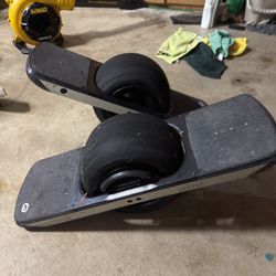 Onewheel Pint Bundle – 2 Boards (Low Miles, Great Condition)