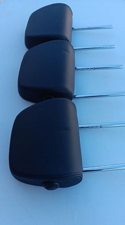 2016-2019 BMW X1 Headrest SET OF 3 LEATHER REAR SEAT Factory