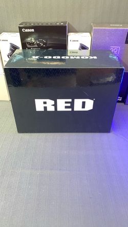 RED DIGITAL CINEMA KOMODO-X 6K Digital Cinema Camera (Canon RF, Black)