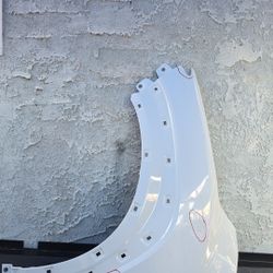2018-2023 HYUNDAI KONA LEFT SIDE FENDER OEM