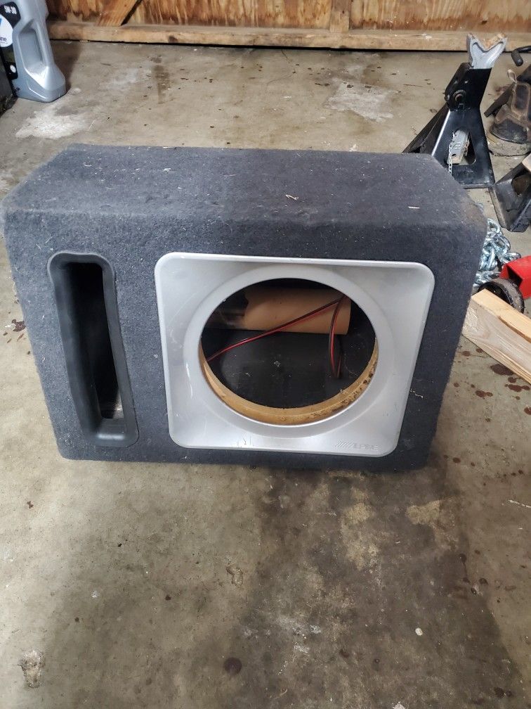 10" sub box for Sale in Merced, CA OfferUp
