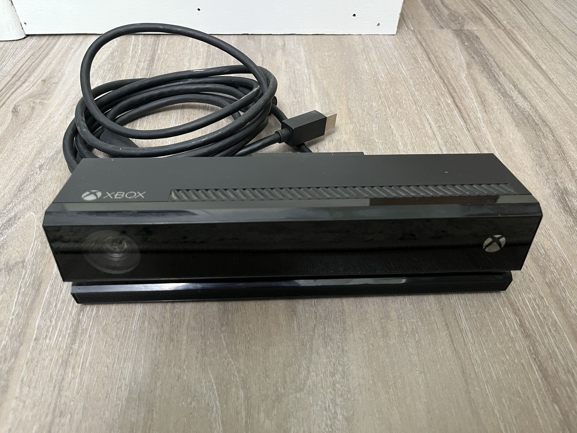 Xbox One Kinect Sensor Camera Bar Model 1520 Tested
