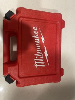 Milwaukee 12 Piece Deep Socket Set 3/8s Drive 