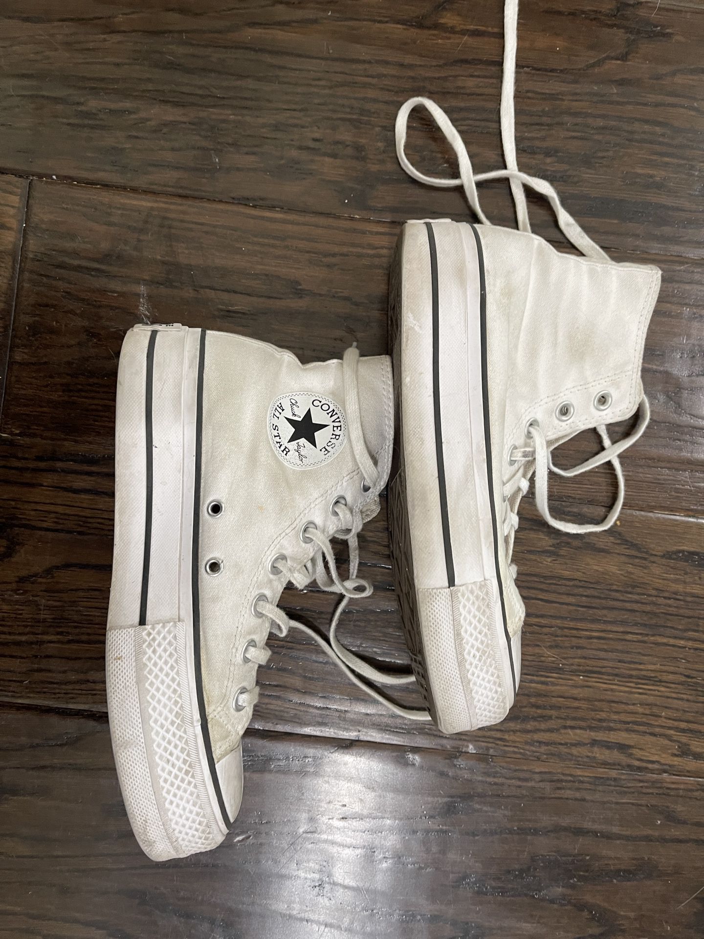 Platform High top Converse Women’s 6.5 Sneakers shoes