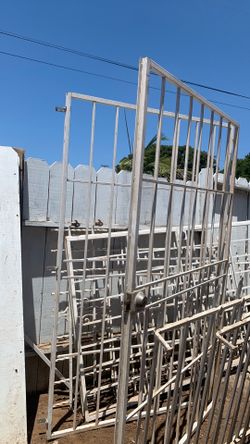 Puerta de seguridad de 4x8