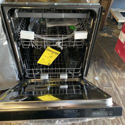 Whirlpool Dishwasher 