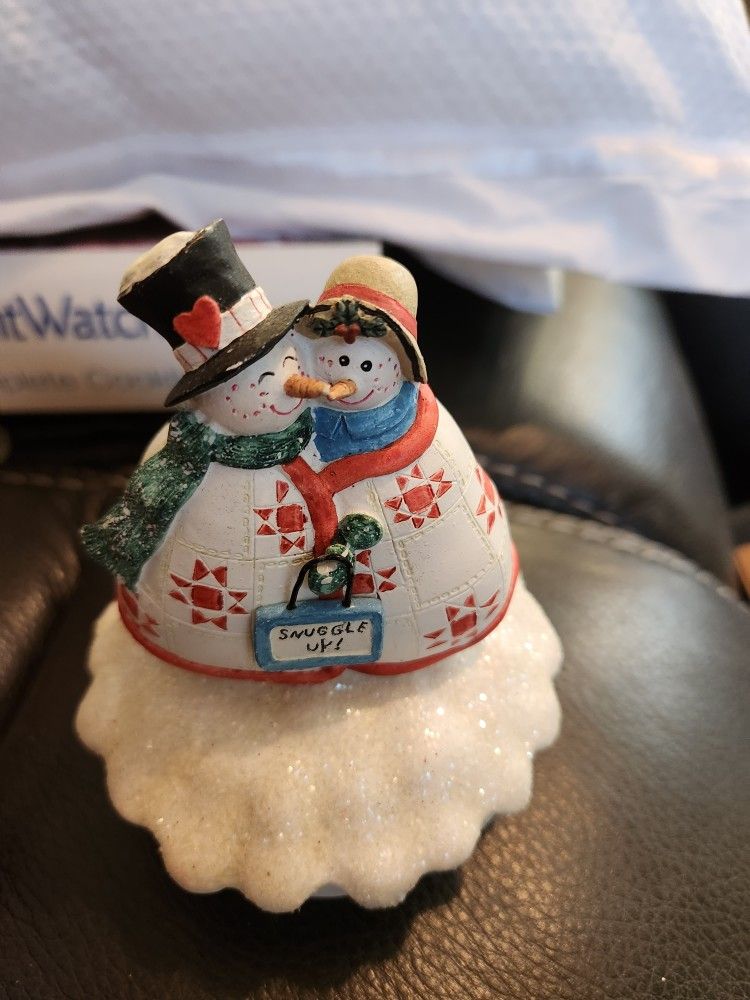 Midwest ~ Jolly Follies by Sandi Gore Evans~ "Snuggle Up" Jar Candle Topper ~