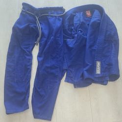 BLUE Jujitsu GI Size K3