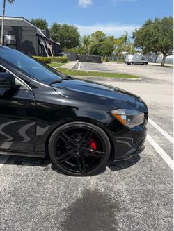 2015 Mercedes-Benz CLA