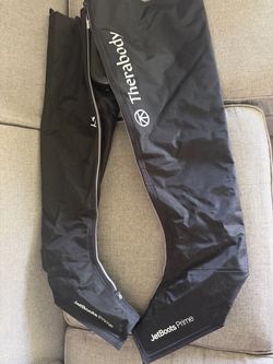 Therabody JetBoots Wireless Compression [Large] - Barely Used
