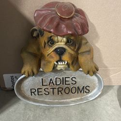 Bulldog Wall Hanging