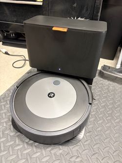 iRobot Roomba Vacuum