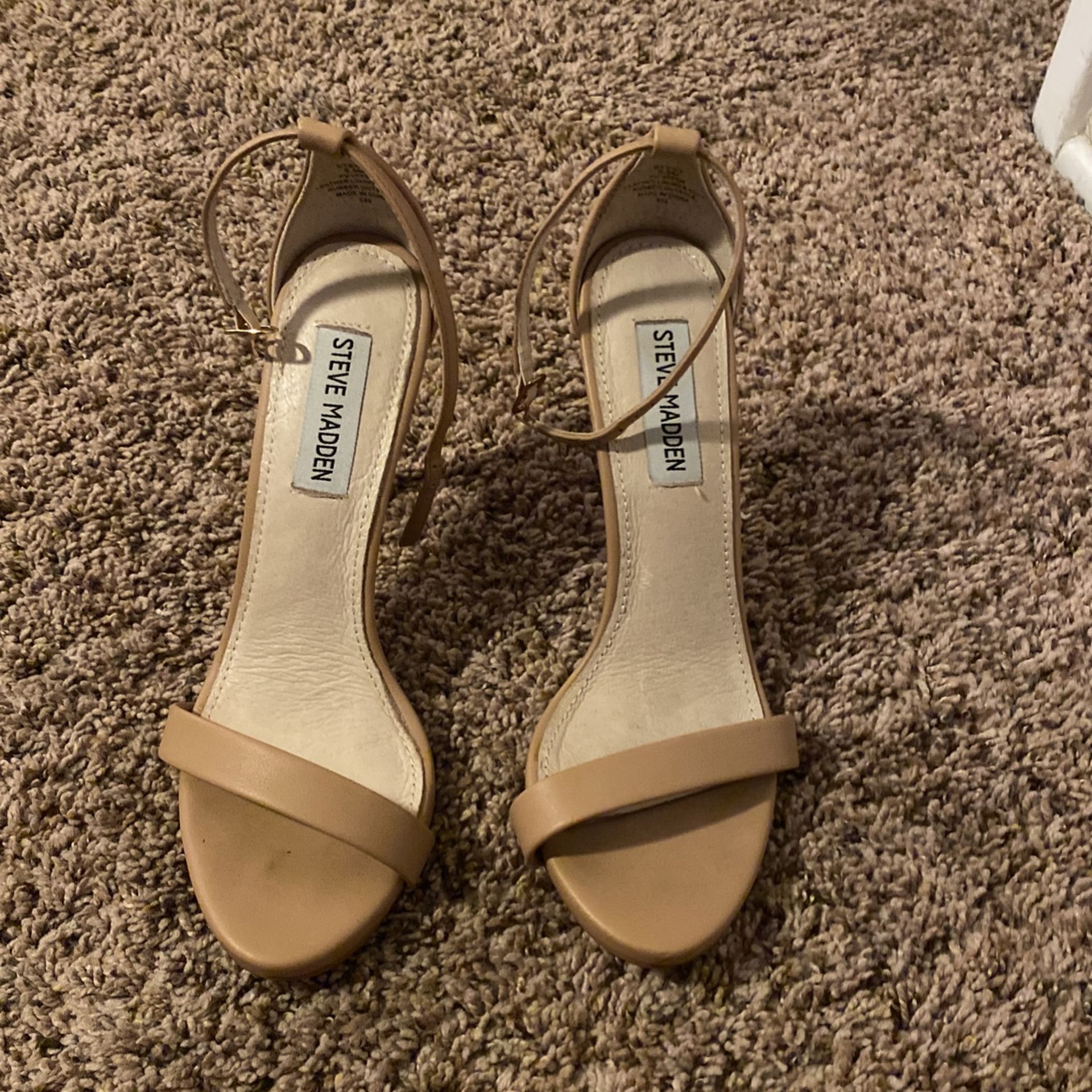 Steve Madden Nude Heels