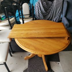 Table And Chairs 