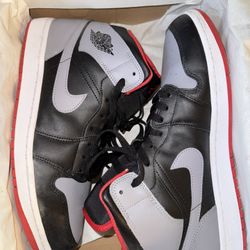Air jordan 1 mid size 12