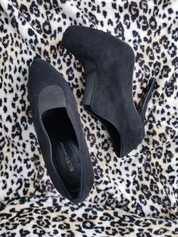 Heels size 7 1/2