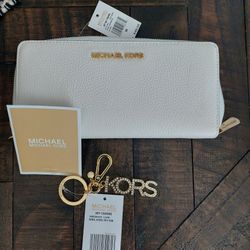 Michael  Kors Wallet And Key Chain New