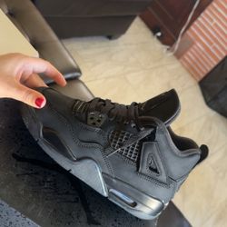 Jordan 4 