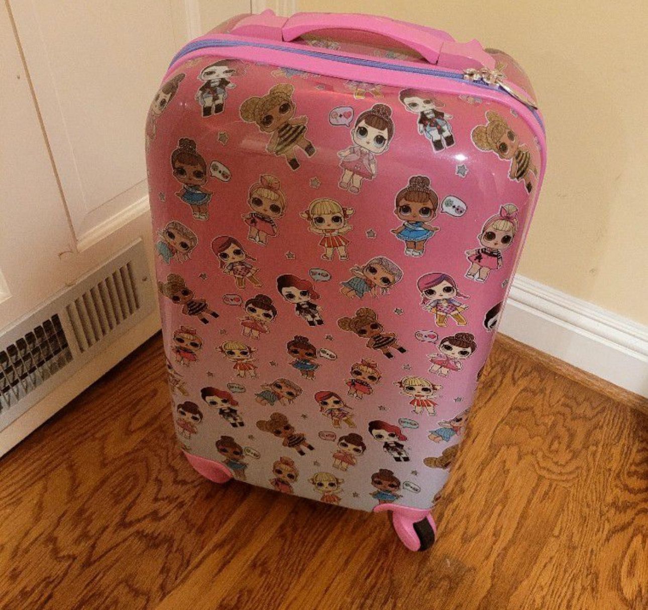 L O L Surprise! 21 Inch Kids Rolling Luggage, Hardshell Carry On Suitcase with Wheels  